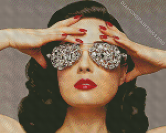 Dita Von Teese With Glasses Diamond Painting