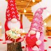 Romantic Gnomes Valentine Diamond Painting
