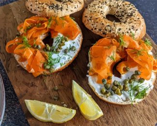 Bagel With Cream Cheese And Salmon Diamond Painting
